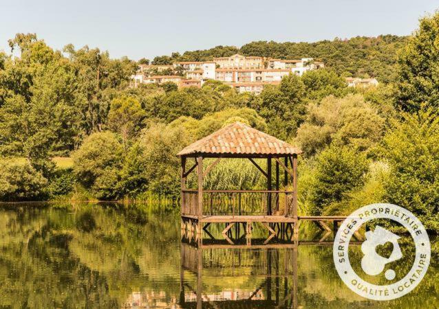 Apartamento Les Restanques Grimaud Exterior foto